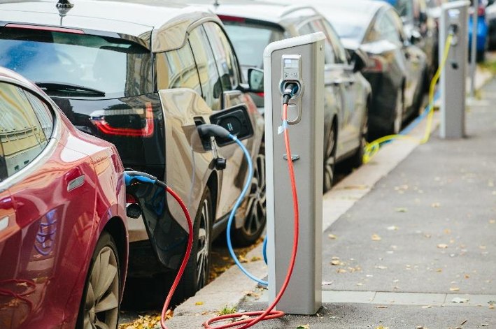 VpCI-125: embalaje ESD para componentes de vehículos eléctricos