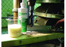 ECOLINE CUTTING FLUID Lubricación y refrigeración para mecanizado